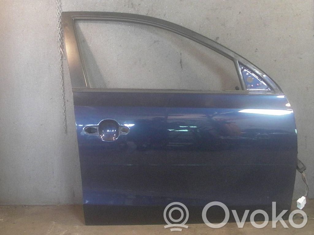 Puerta delantera   760042R010