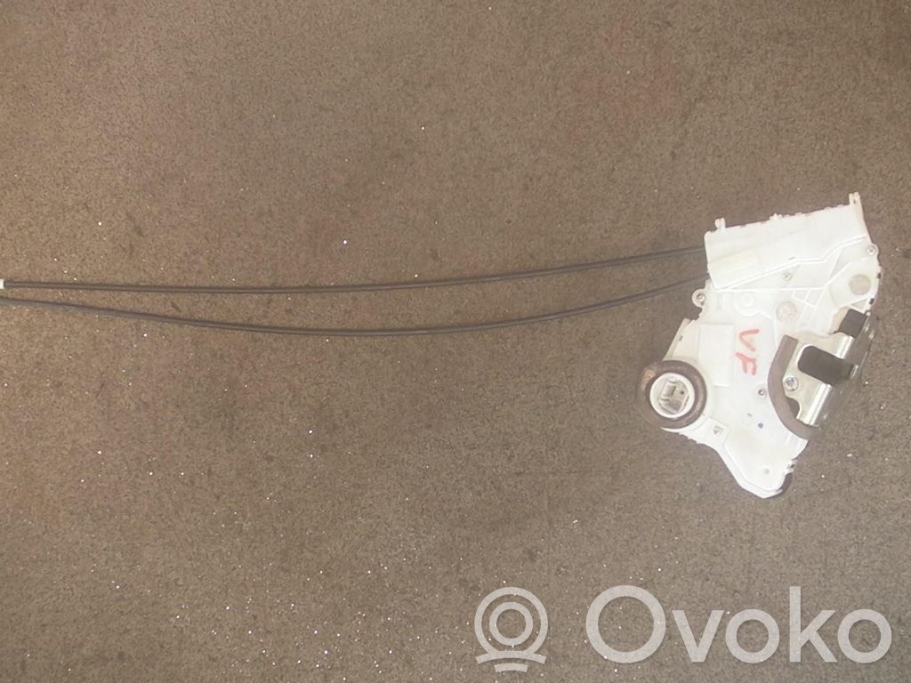 Toyota Yaris Motorino della chiusura centralizzata 