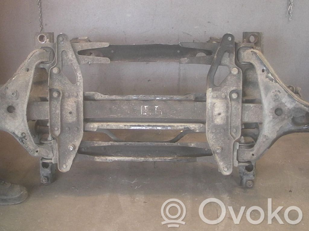 Volkswagen Crafter Etuapurunko 