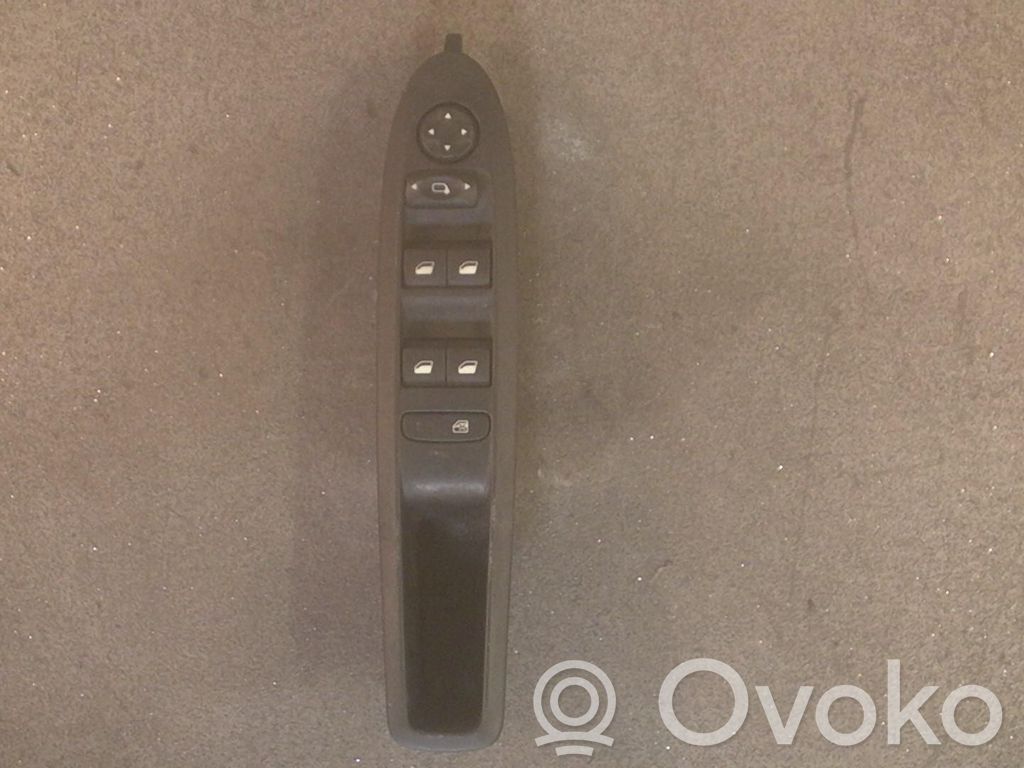 Citroen C4 II Electric window control switch 
