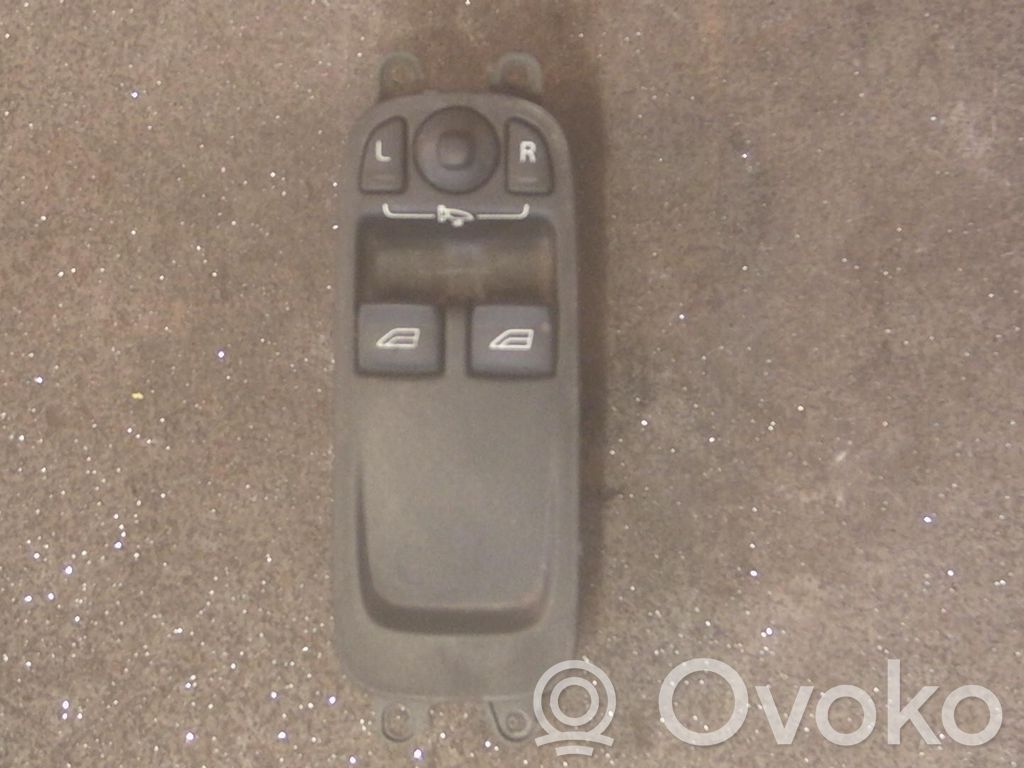 Volvo C30 Electric window control switch 