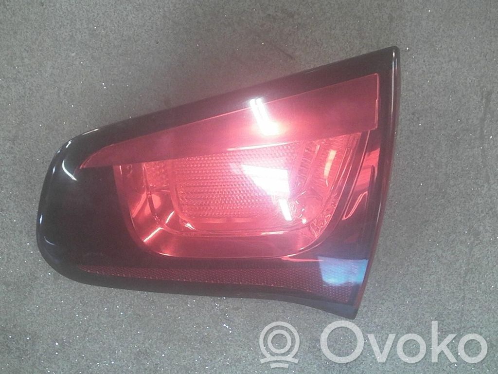 Lámpara de faros/luces traseros