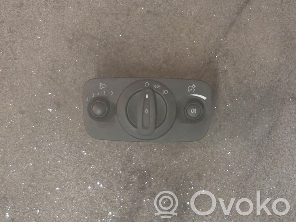 Interrupteur d’éclairage   C1BT13A024DB