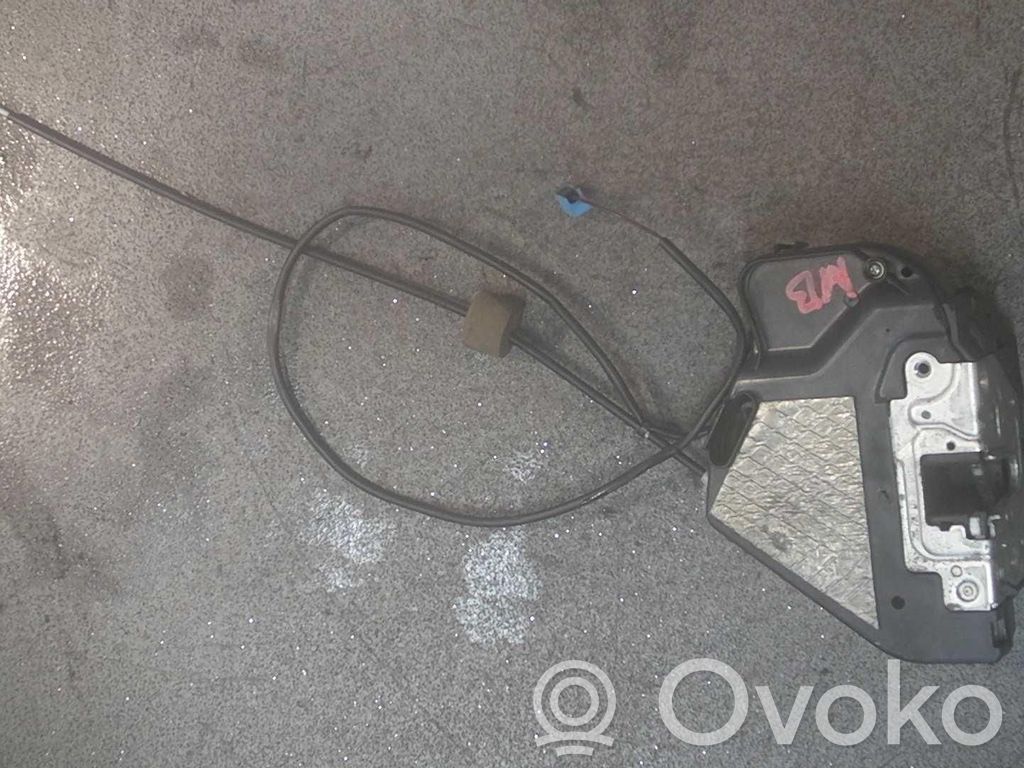Mercedes-Benz E W211 Motor de bloqueo de puertas 