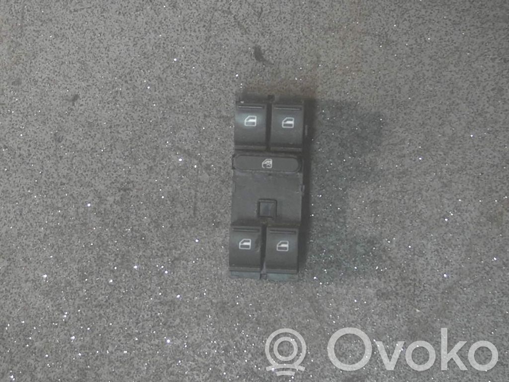 Interruptor del elevalunas eléctrico   1K4959857B