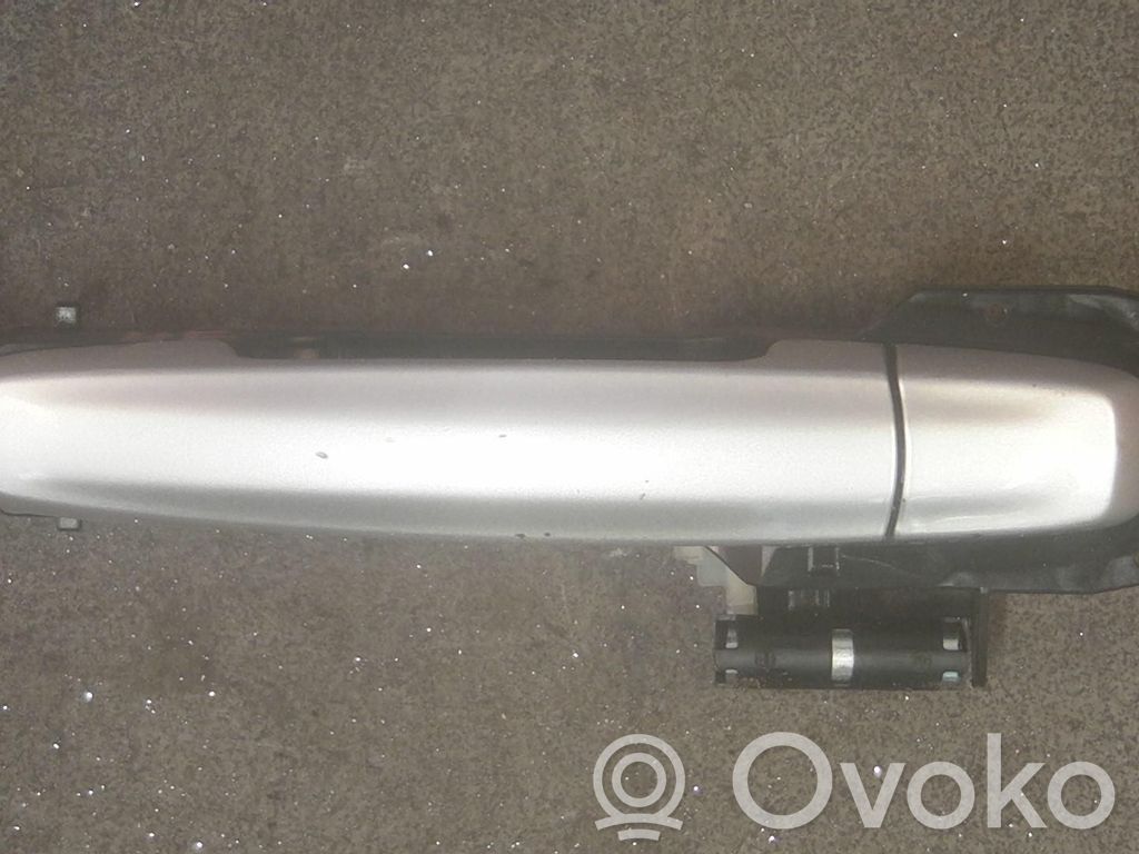 Suzuki Celerio Manecilla externa puerta delantera 