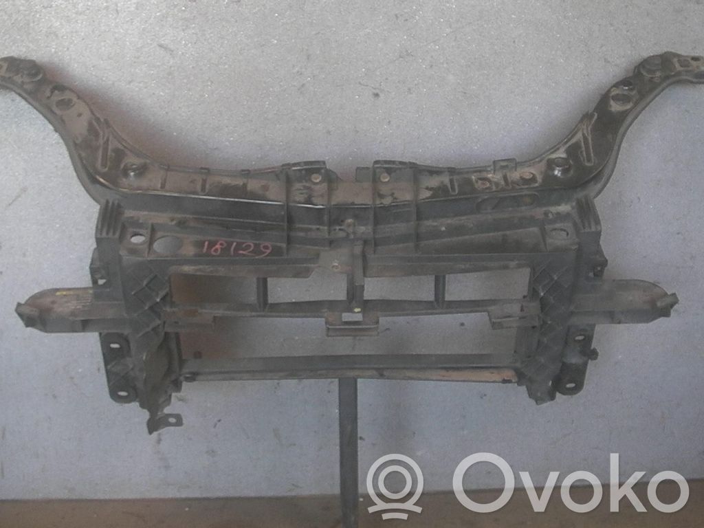 Ford Fusion Radiatoru panelis 