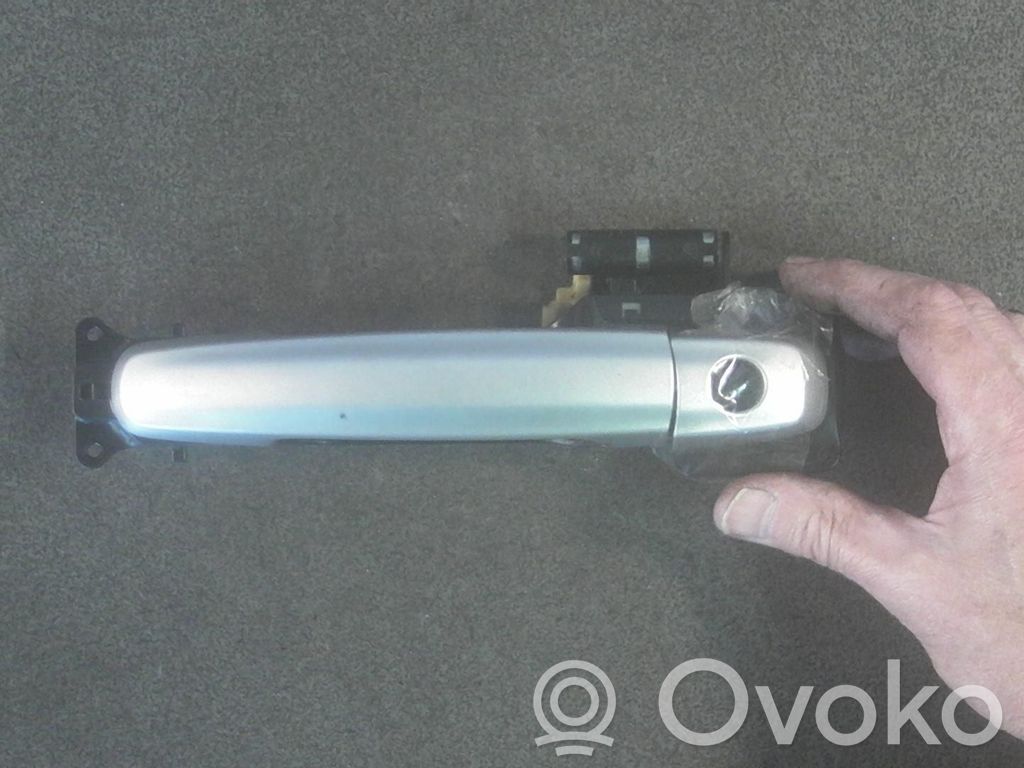 Manecilla externa puerta delantera   8281257L00ZQE