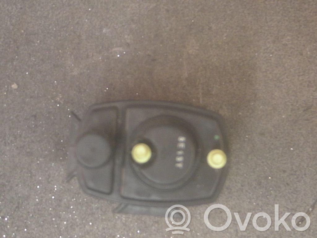 Suzuki Celerio Filtr węglowy 