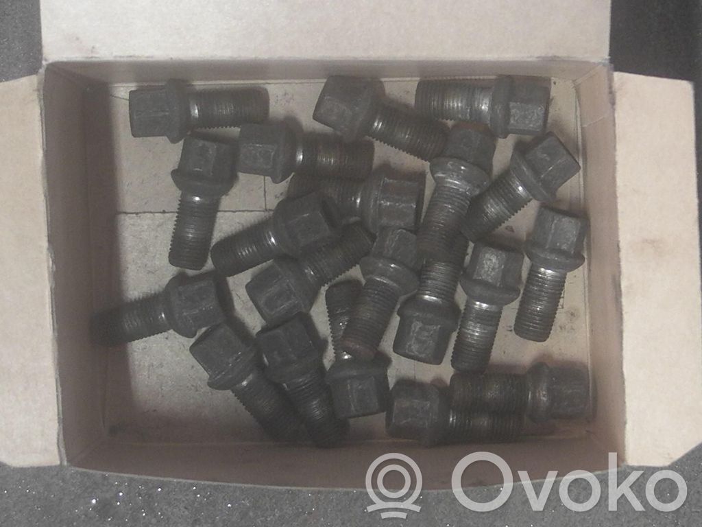 Audi A4 S4 B7 8E 8H Boulon de roue de secours