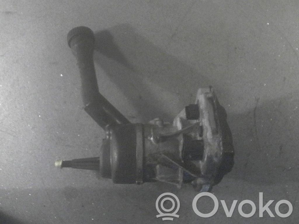 Ohjaustehostimen pumppu   9670700380