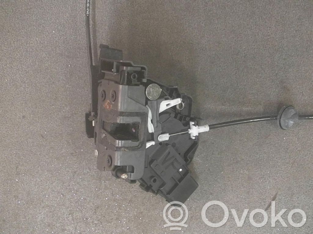 Centrinio užrakto varikliukas
