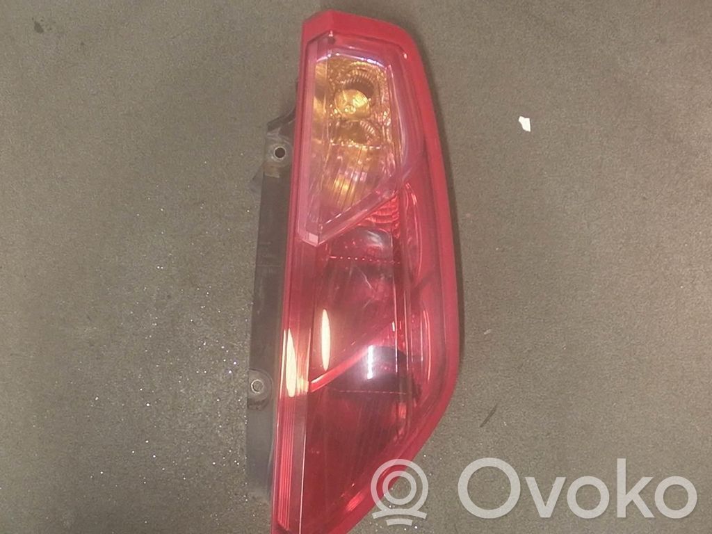 Fiat Grande Punto Ampoule, feu stop / feu arrière