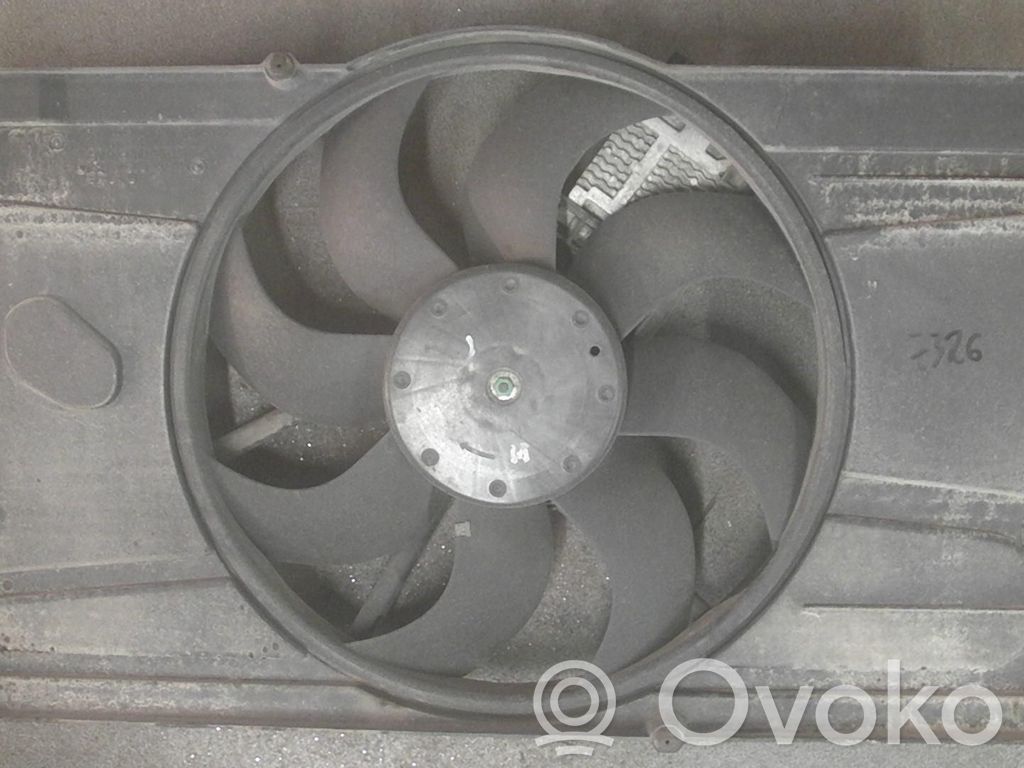 Ford Focus Elektrisks radiatoru ventilators 