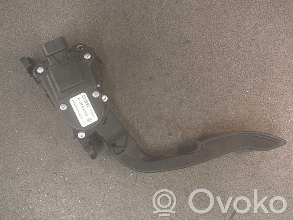 Renault Twingo II Akceleratoriaus pedalas 