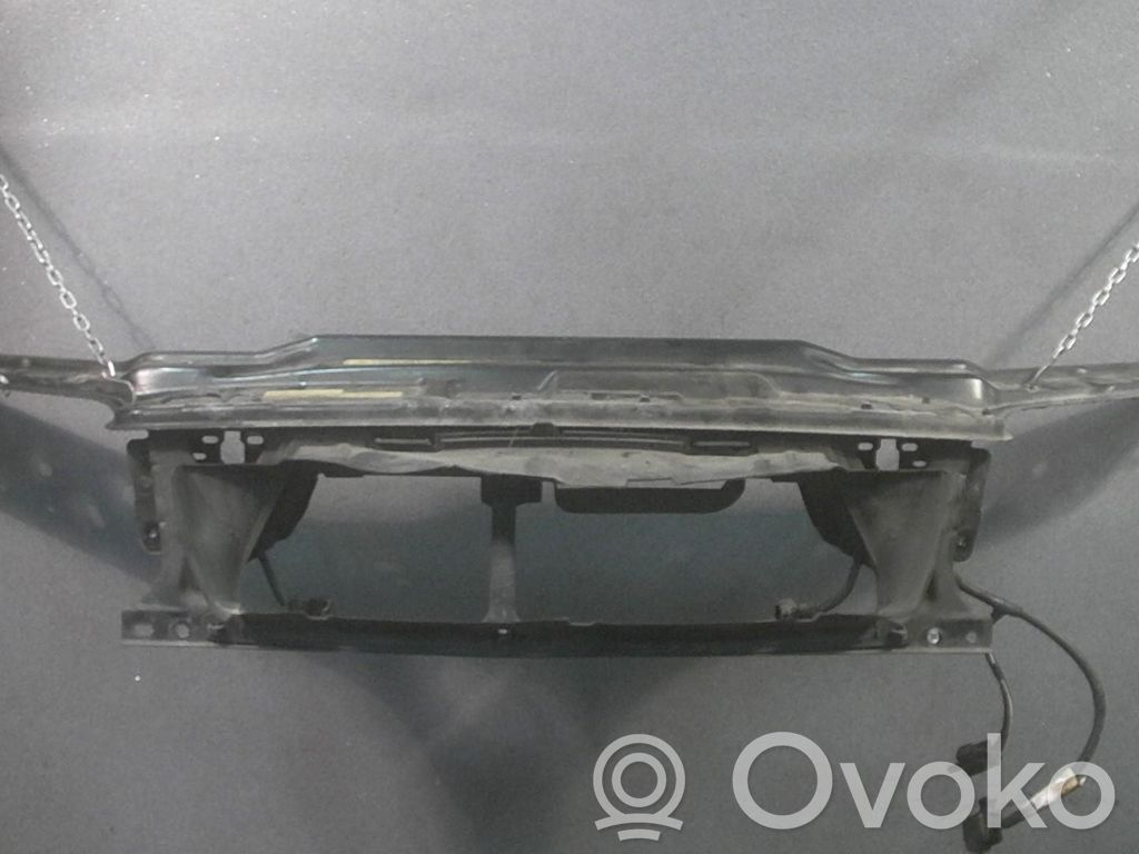 Volvo V70 Suport superior panou fixare radiatoare 