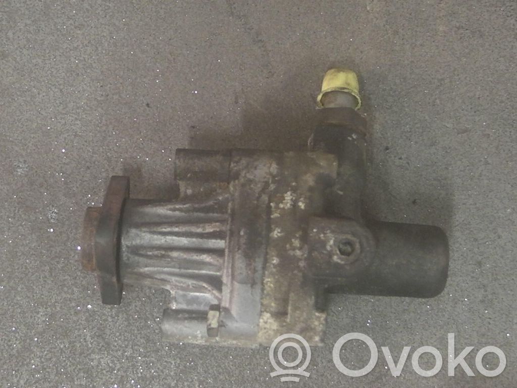 Audi A4 S4 B5 8D Ohjaustehostimen pumppu 