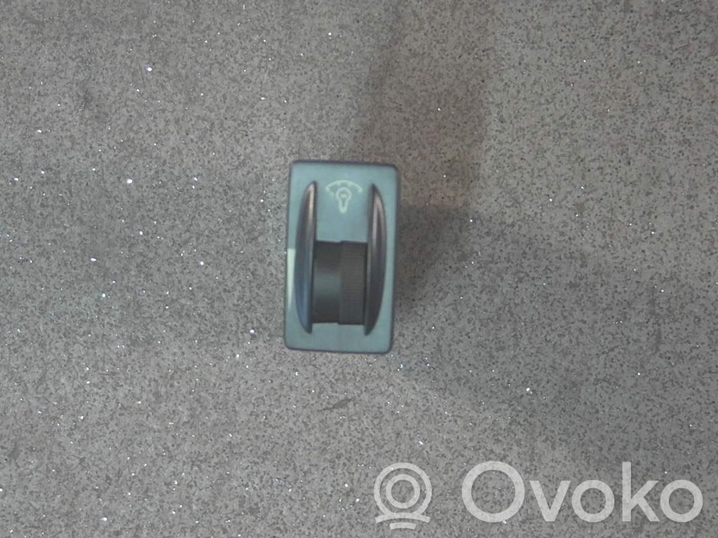 Muut kytkimet/nupit/vaihtimet