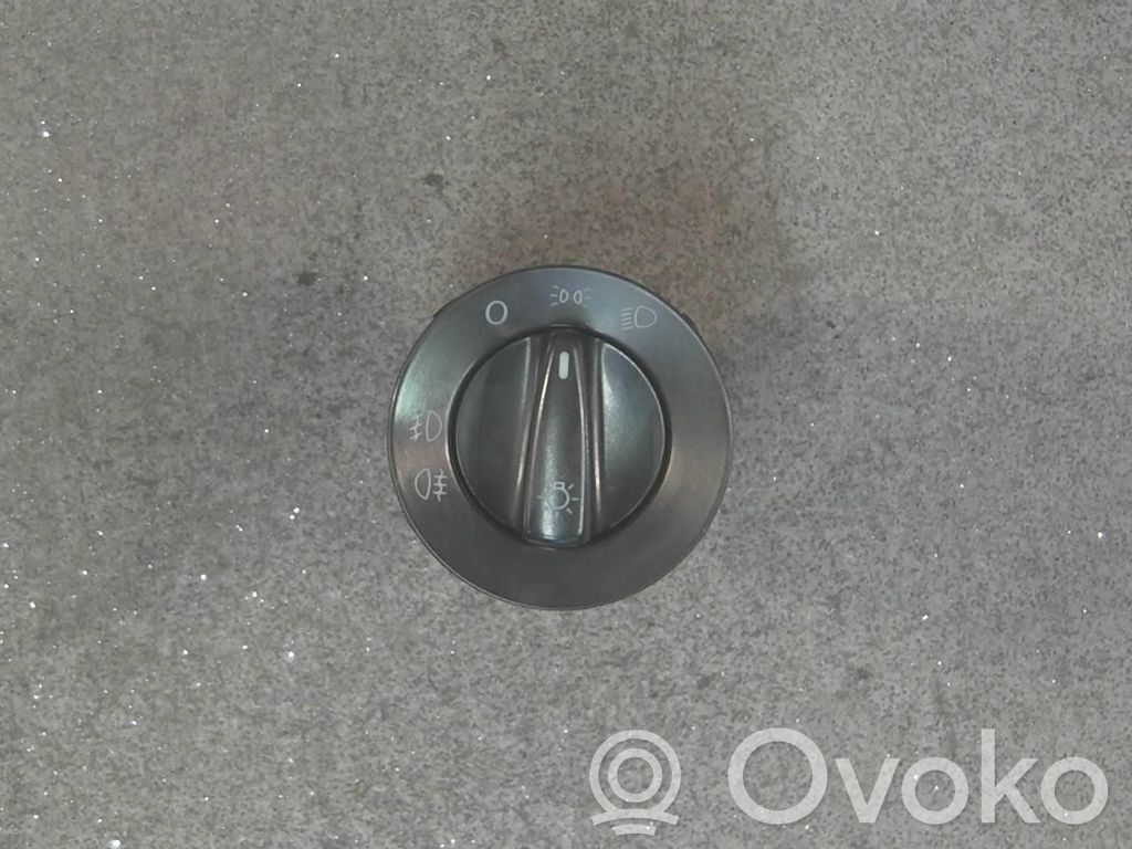 Interruptor de luz   1C0941531A
