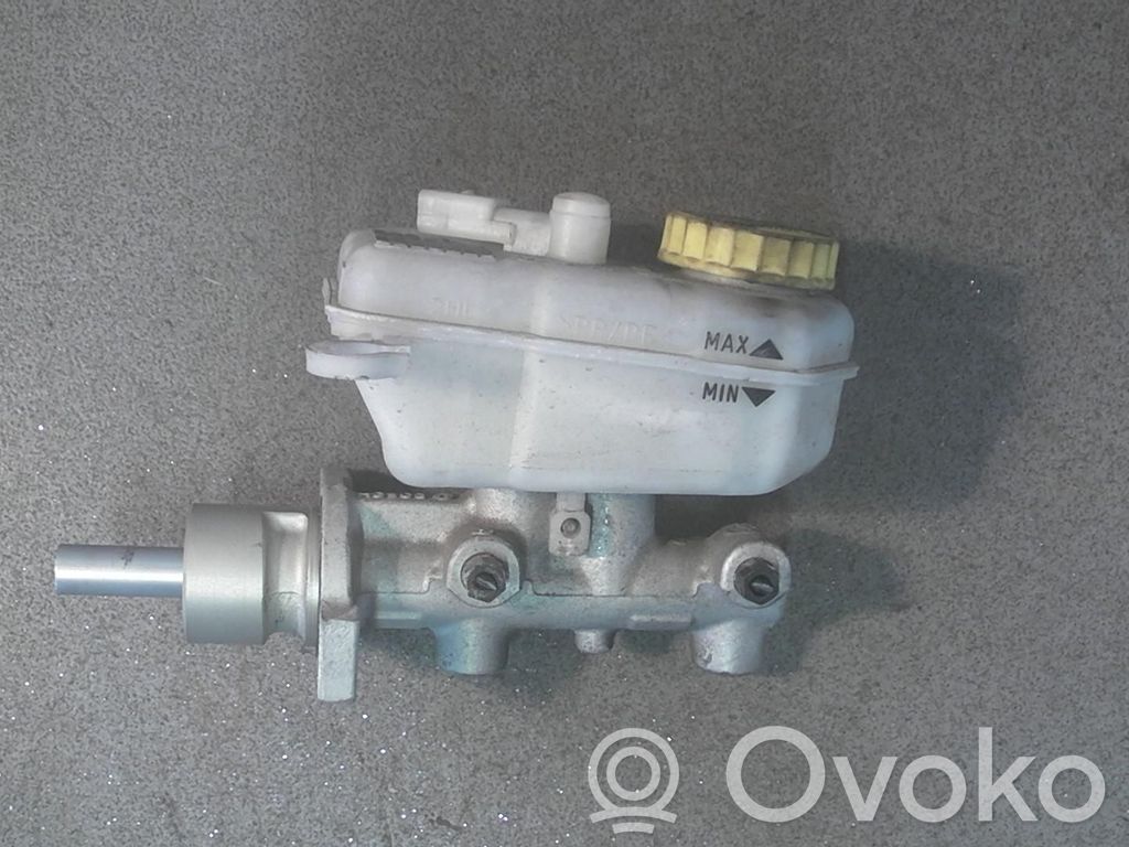 Volkswagen Fox Pääjarrusylinteri 