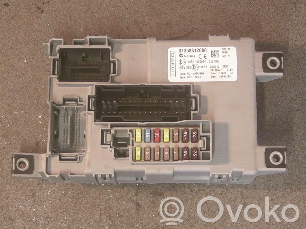 Peugeot Bipper Fuse module 