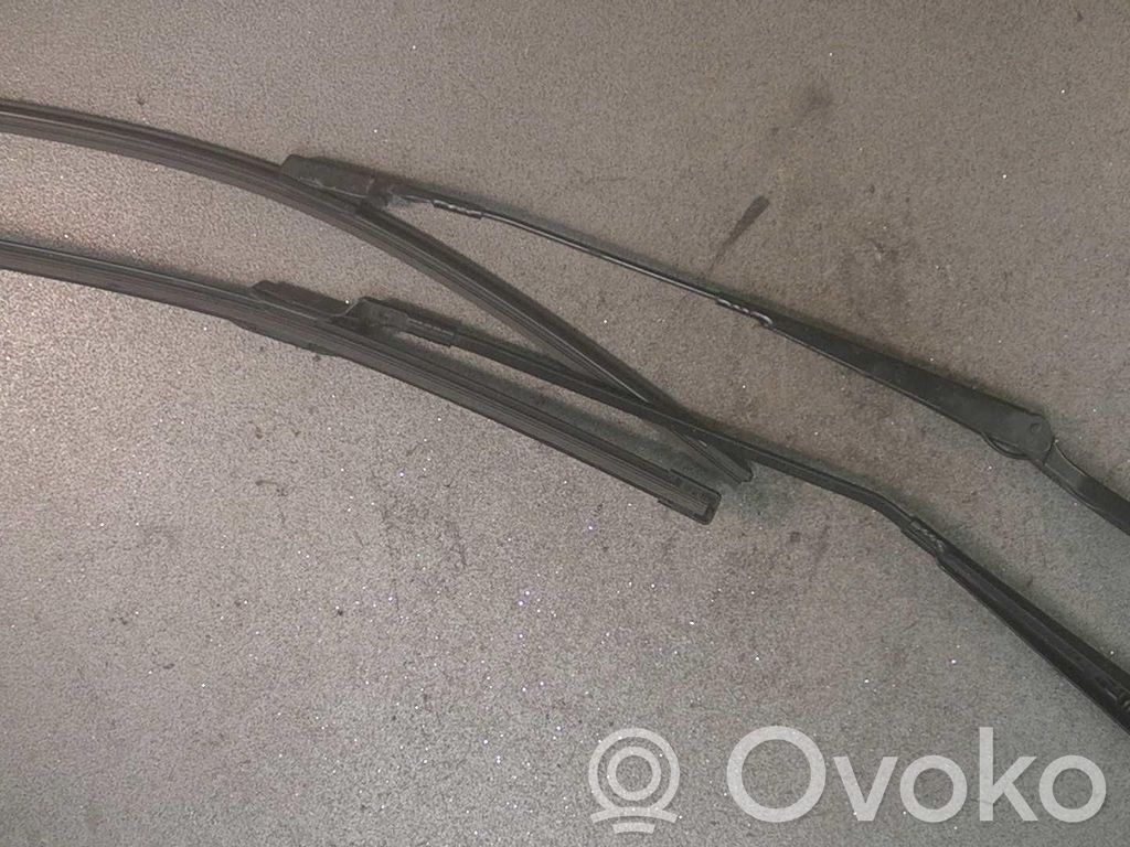 Volkswagen Polo IV 9N3 Bras d'essuie-glace avant