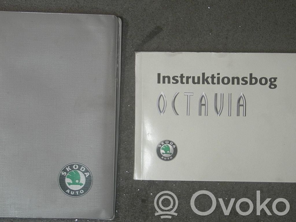 Skoda Octavia Mk1 (1U) Libretto di servizio dei proprietari 