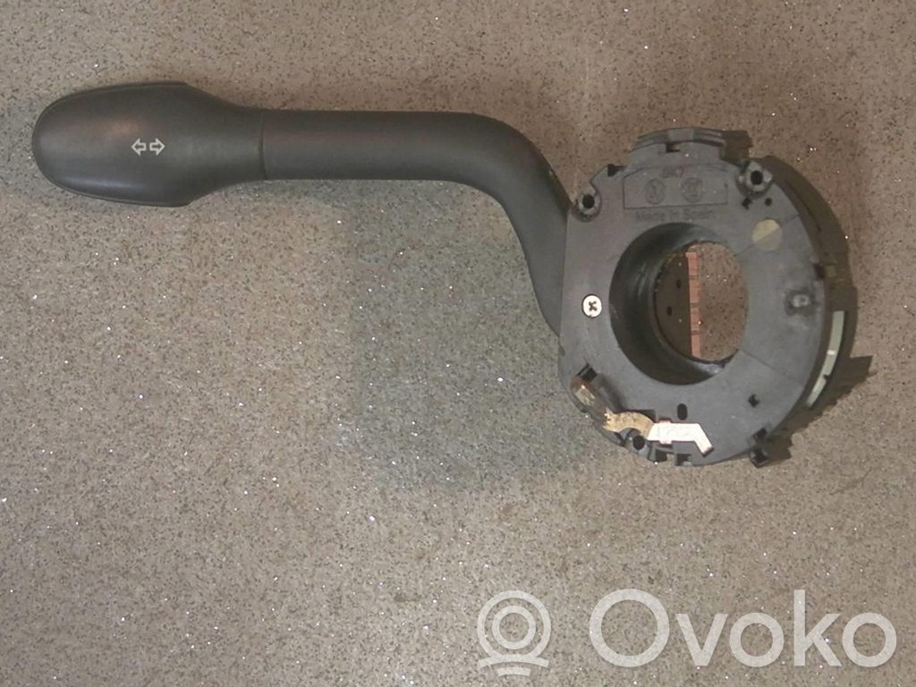 Seat Ibiza II (6k) Wiper turn signal indicator stalk/switch 