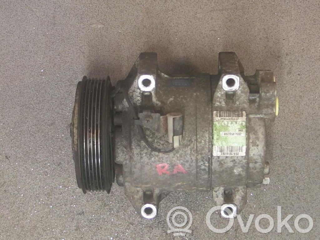 Compresor (bomba) del aire acondicionado (A/C))