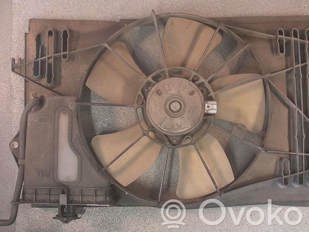 Toyota Corolla E120 E130 Elektryczny wentylator chłodnicy 