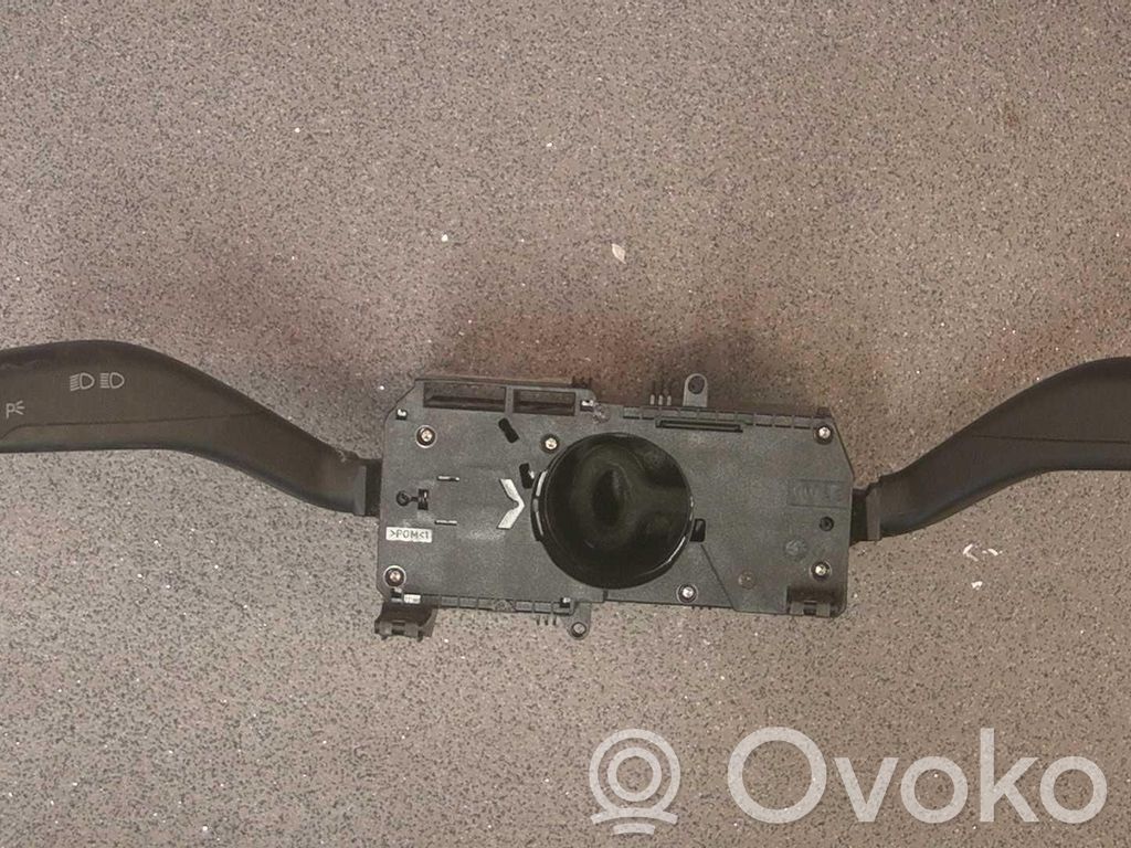 Seat Cordoba (6L) Leva/interruttore dell’indicatore di direzione e tergicristallo 