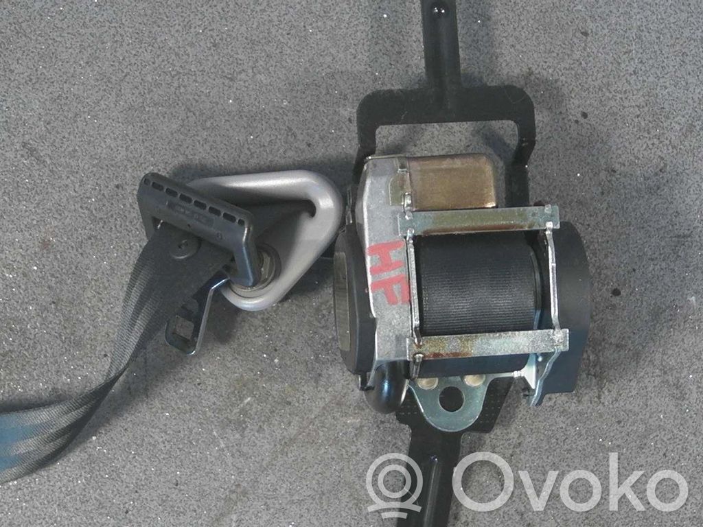 Nissan Primera Hebilla del cinturón delantero 