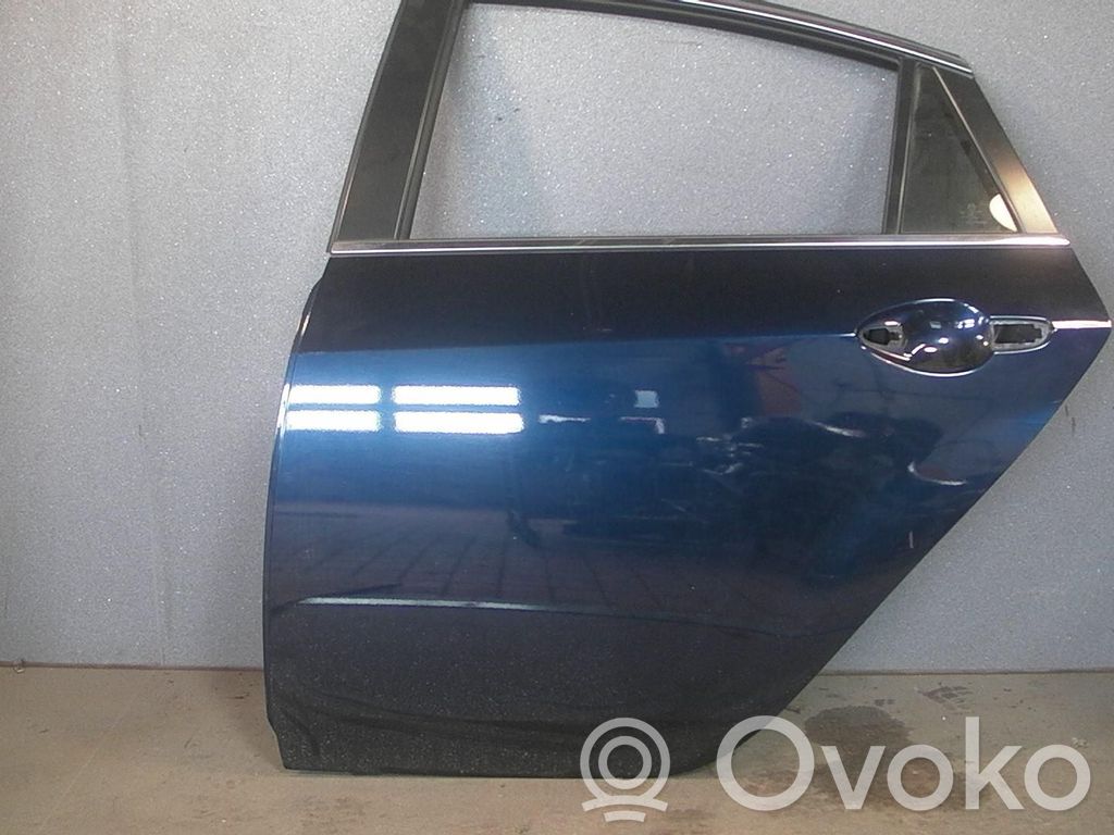 Rear door