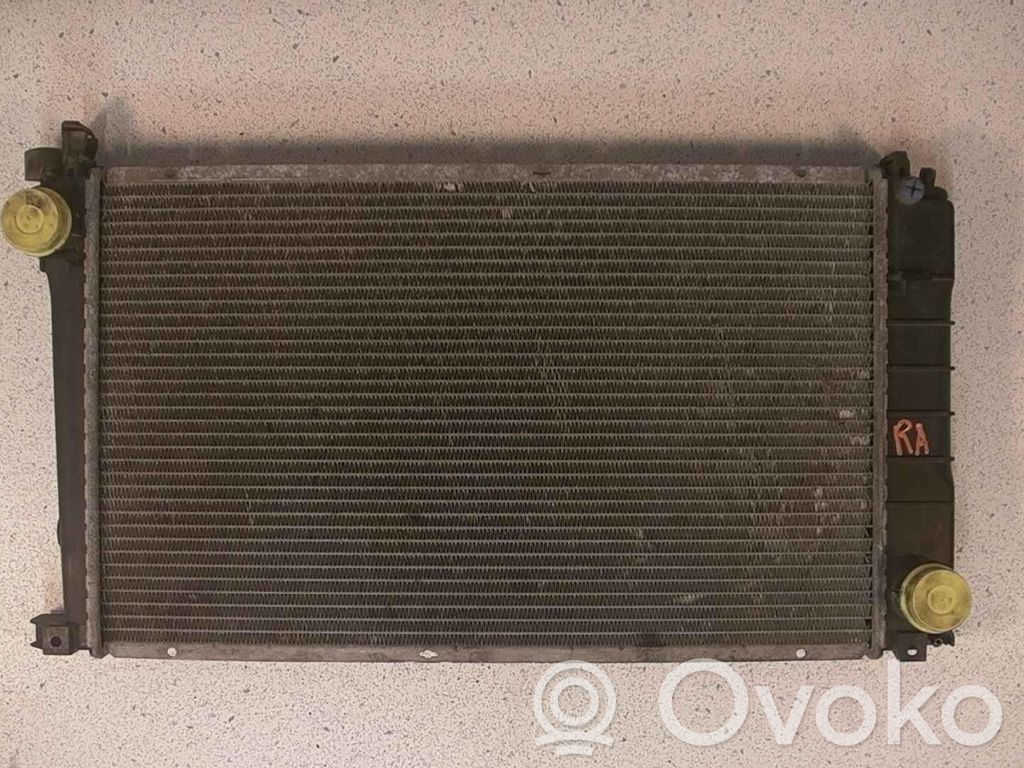BMW 3 E36 Aušinimo skysčio radiatorius 