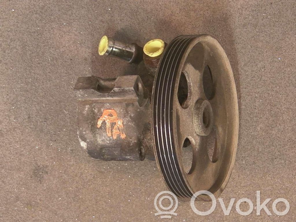 Peugeot 306 Power steering pump 