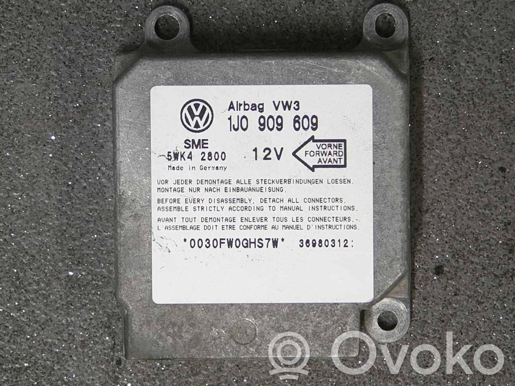 Volkswagen Golf IV Unitate/modul de comandă airbaguri 