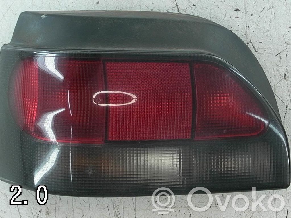 Renault Clio I Takavalon polttimo 