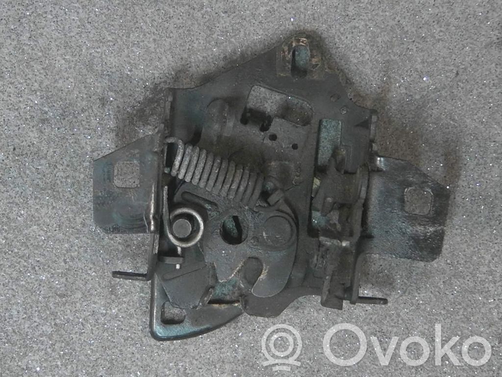 Volkswagen PASSAT B5 Zamek pokrywy przedniej / maski silnika