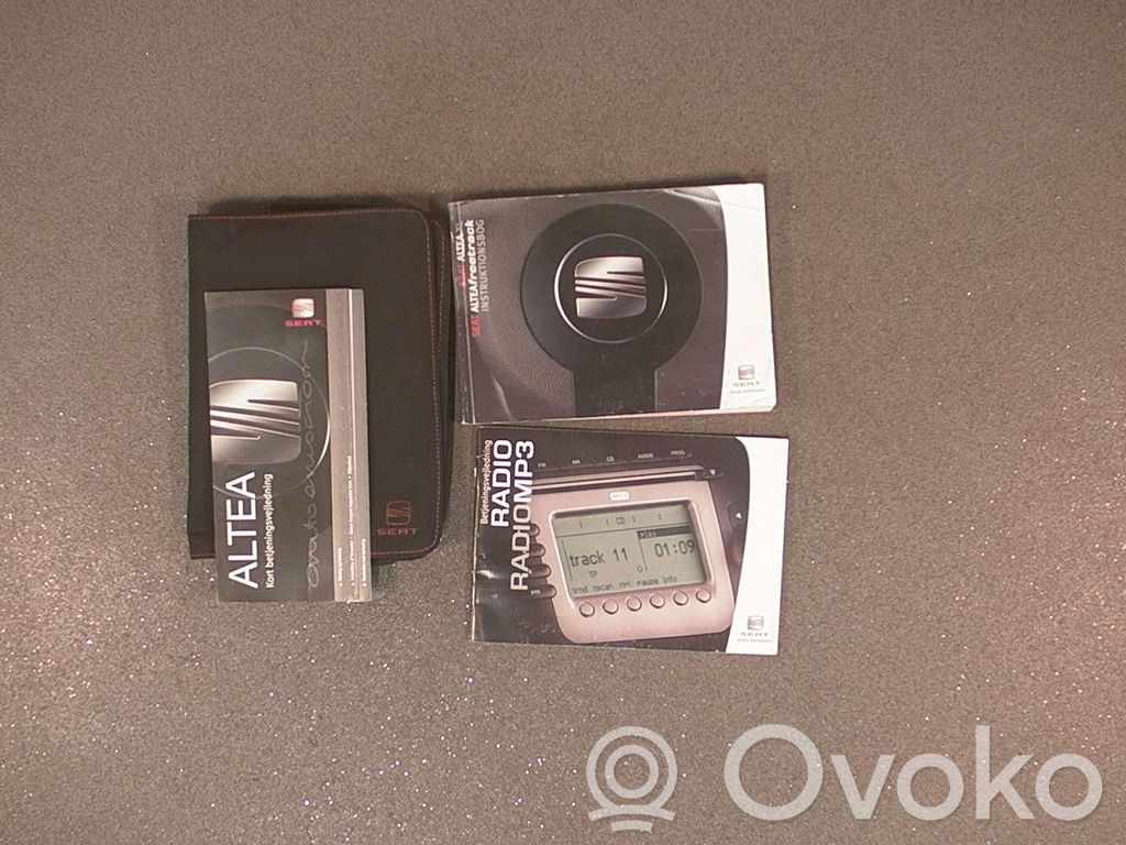 Seat Altea XL Carte/manual proprietar cu istoric service 