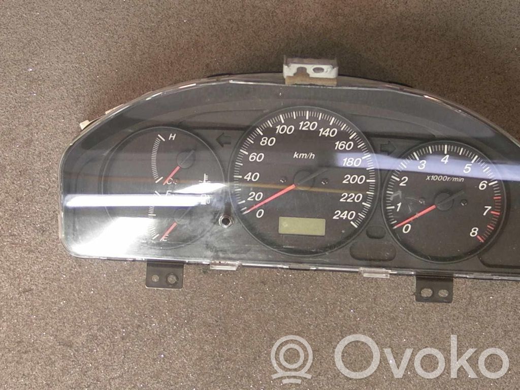 Mazda 626 Speedometer (instrument cluster) 
