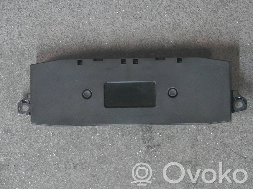 Peugeot Partner Screen/display/small screen 