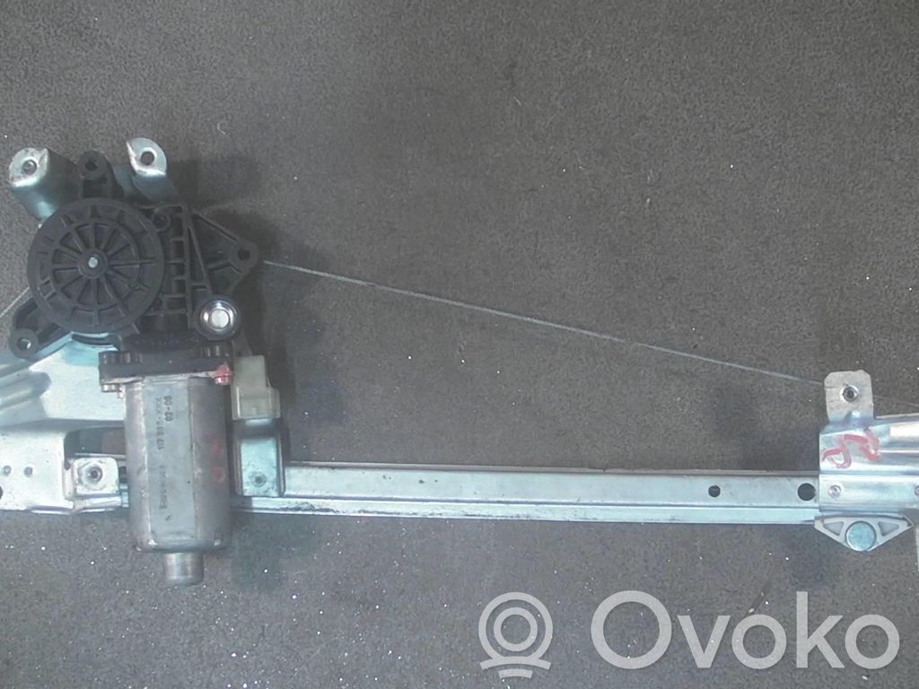 Motor del regulador de la ventanilla de la puerta delantera