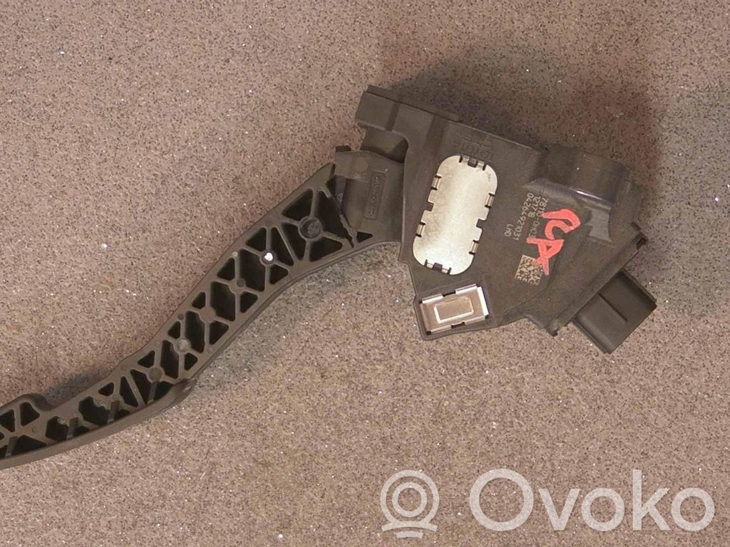 Toyota Aygo AB10 Accelerator throttle pedal 