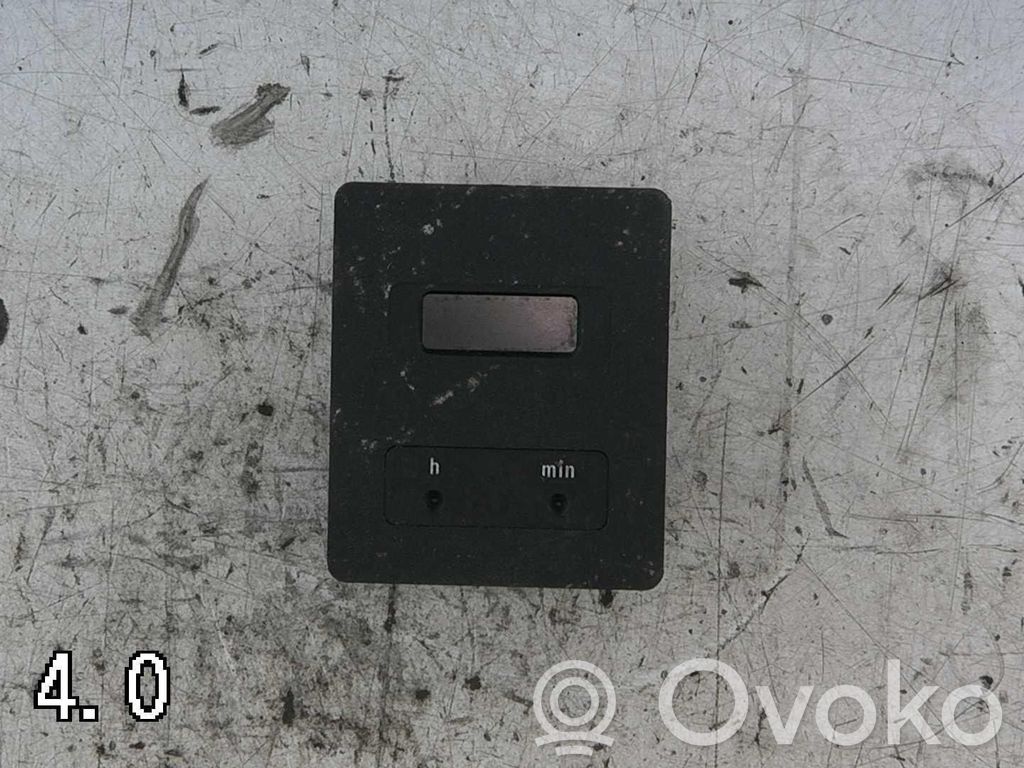 BMW 3 E30 Monitor / wyświetlacz / ekran 