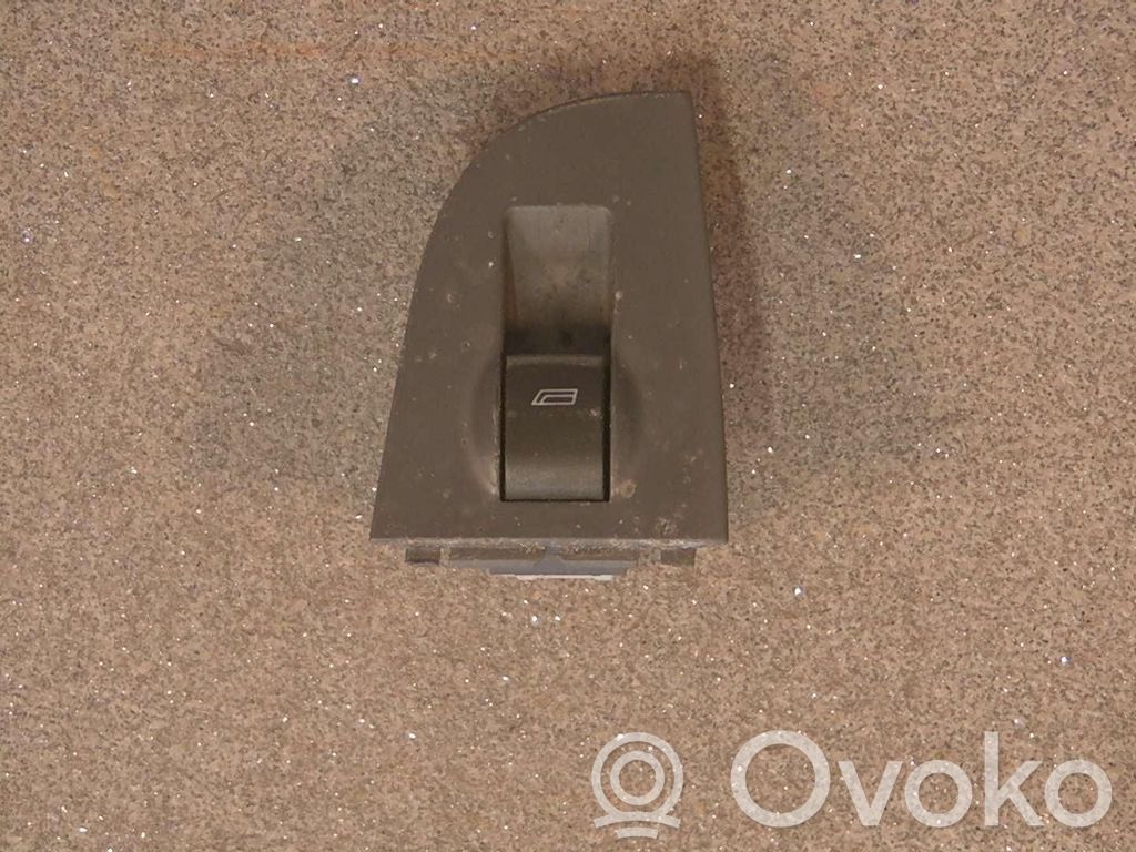 Interruptor del elevalunas eléctrico