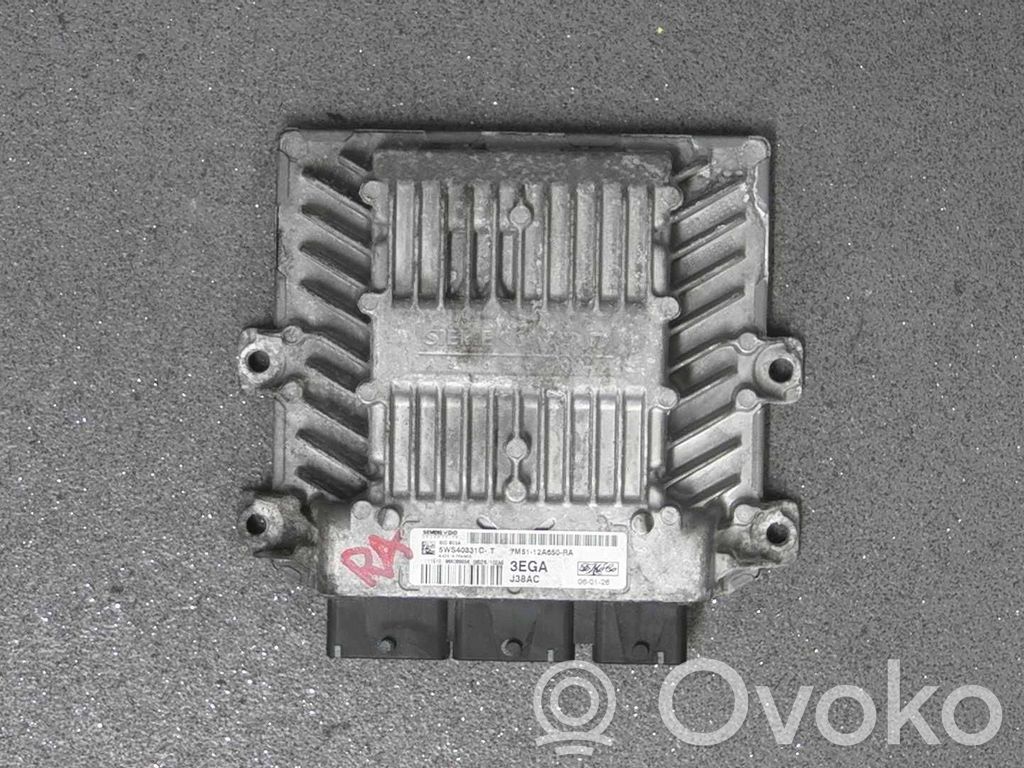 Ford Focus C-MAX Engine control unit/module 