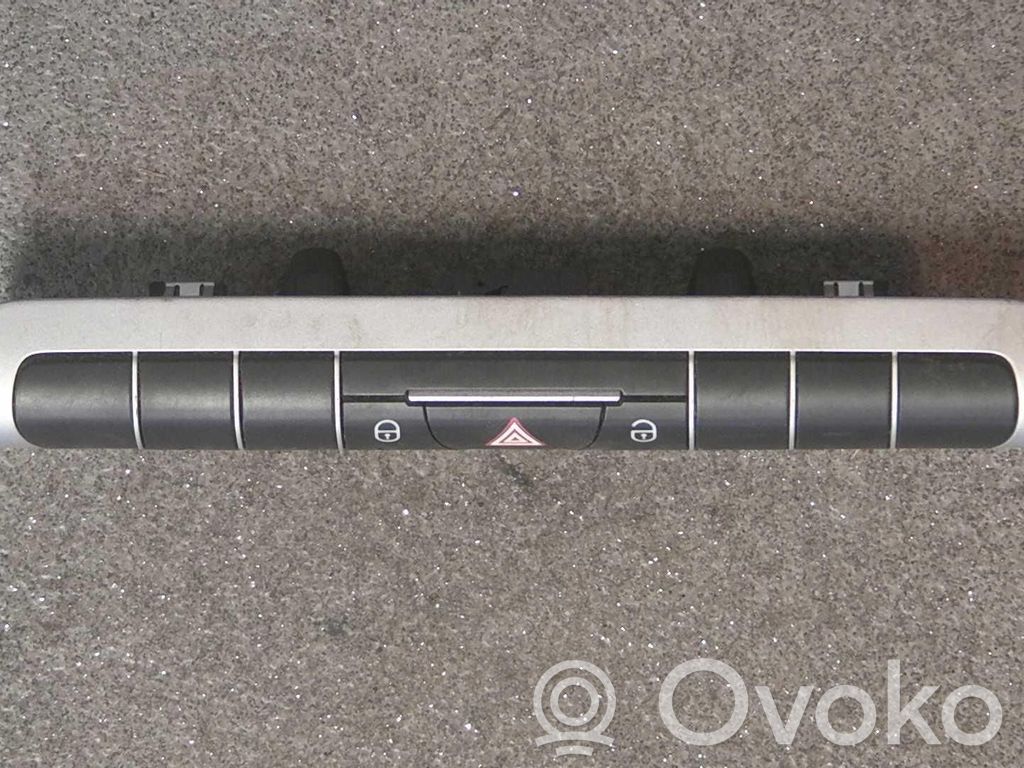 Smart ForTwo II Otros interruptores/perillas/selectores 