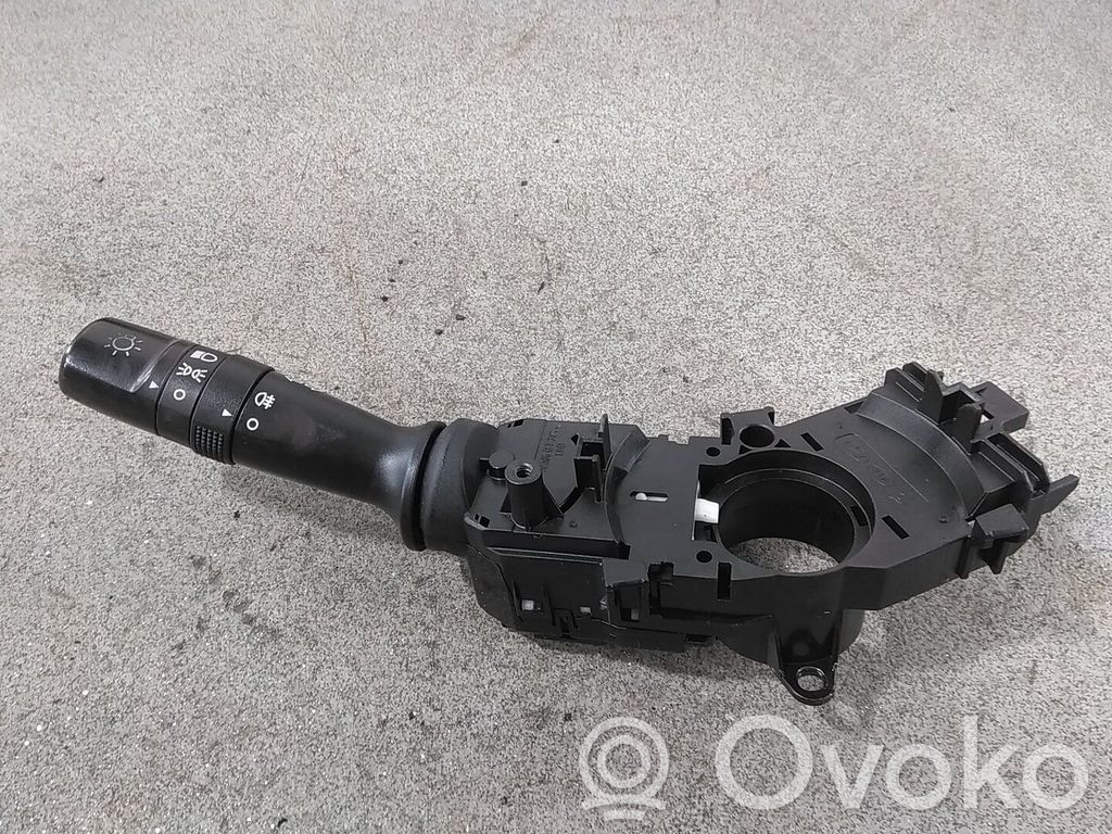 KIA Rio Interruptor/palanca de limpiador de luz de giro 
