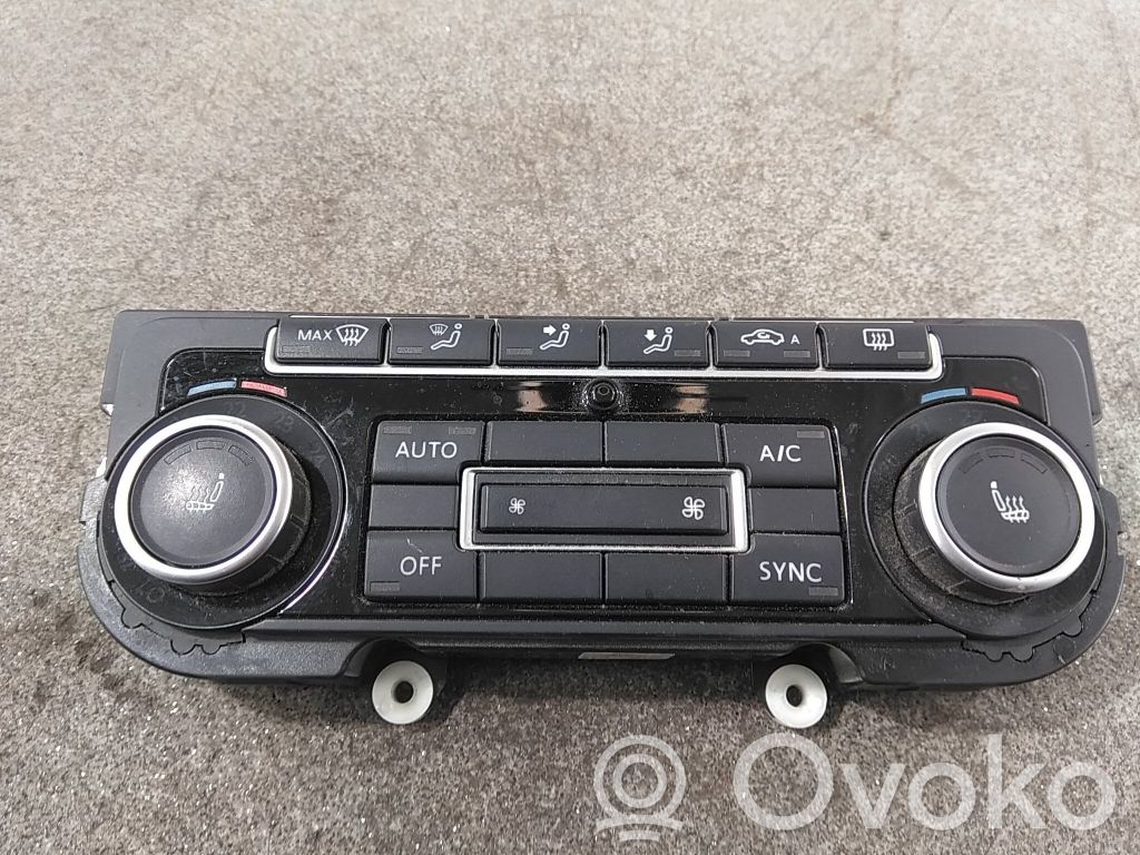 Volkswagen Tiguan Climate control unit