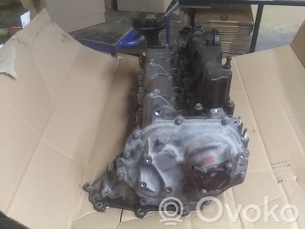 Jaguar XE Chiulasă motor 